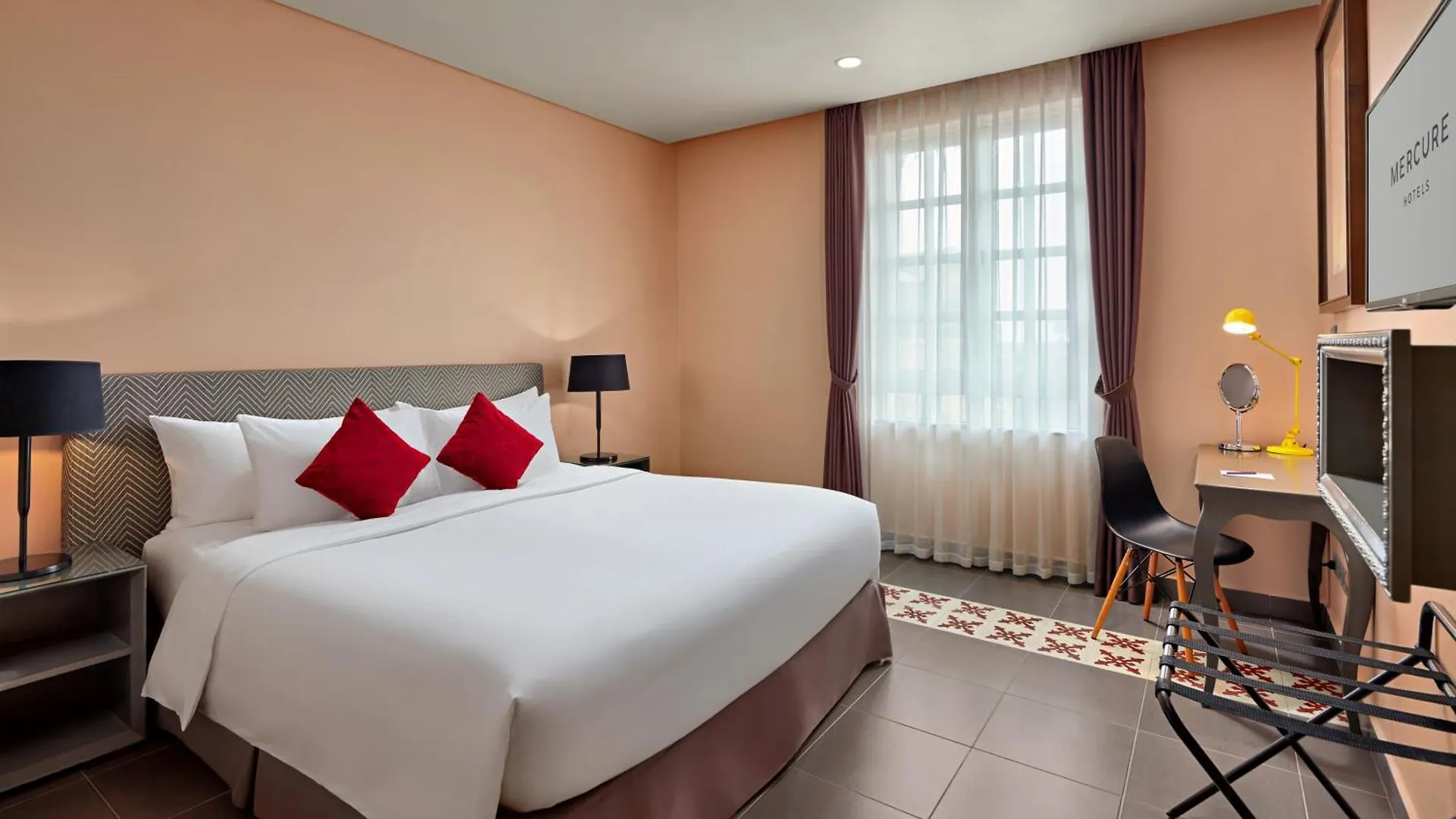 Hotel Mercure Danang French Village Bana Hills